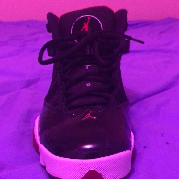 Air Jordan’s - Picture 2 of 4